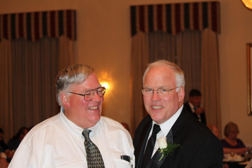 Twin brothers Tim (l) and Tom (r) Ledvina